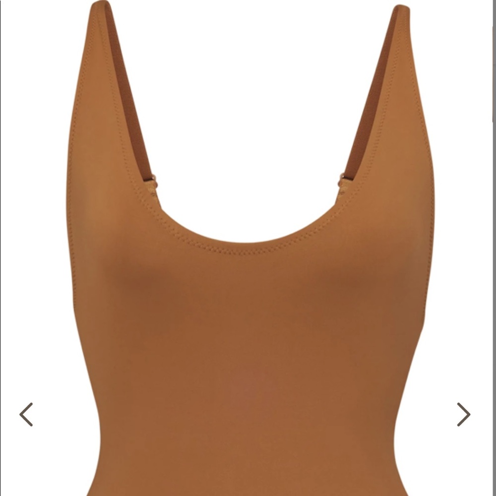 SKIMS SWIMSUIT - Picture 2 of 6